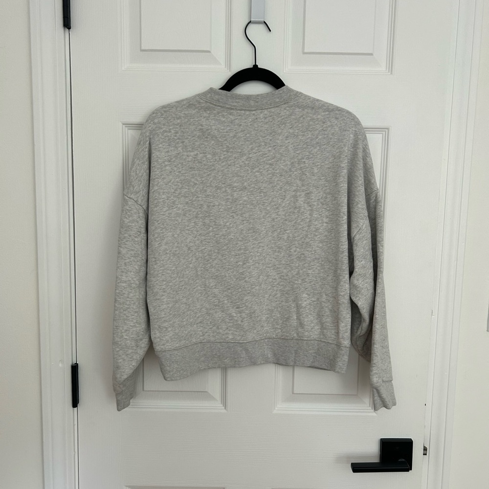 Gap Sweatshirt - Picture 2 of 3